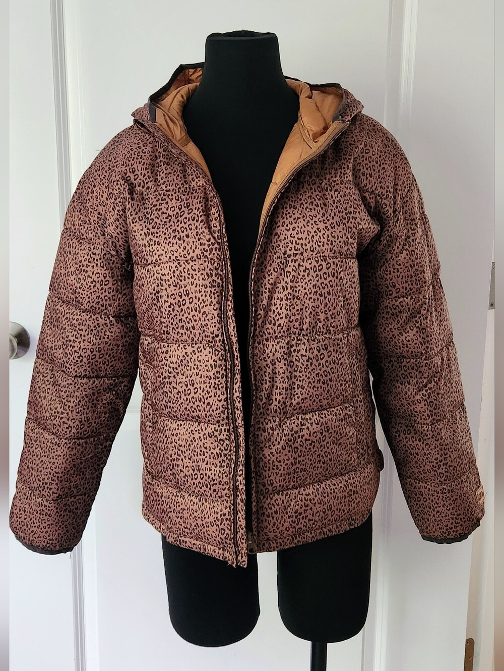 Girls GAP Leopard Print 100% Recycled Lightweight Puffer Jacket- Size XXL (14-16